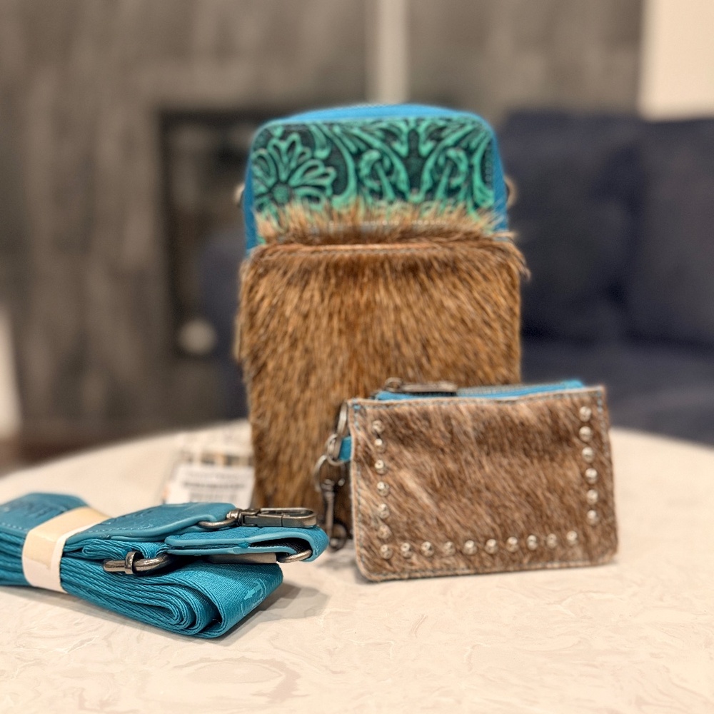 Trinity Ranch Genuine Hair-On Cowhide /Tooled Phone Purse w/ Coin Pouch TQ (C)